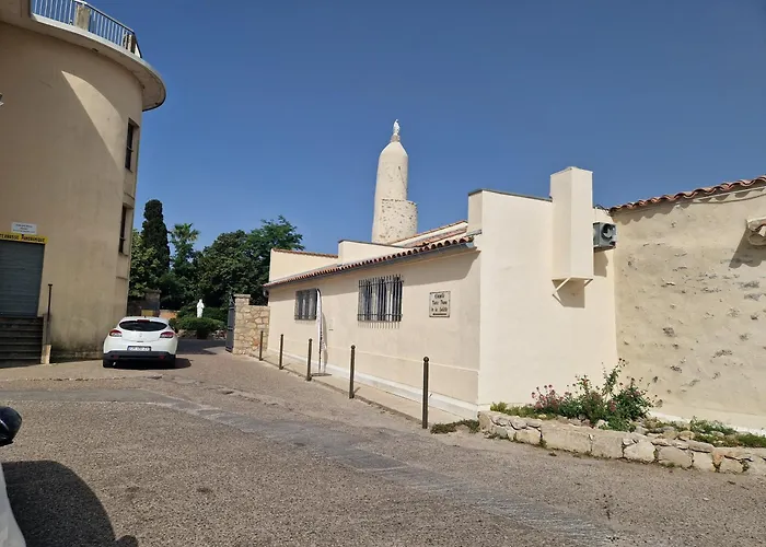 דירה A 800m De La , Parking Prive