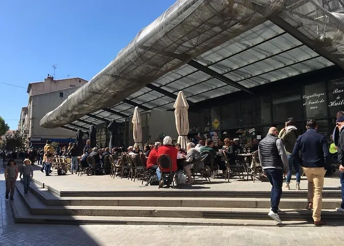 דירה A 800m De La , Parking Prive